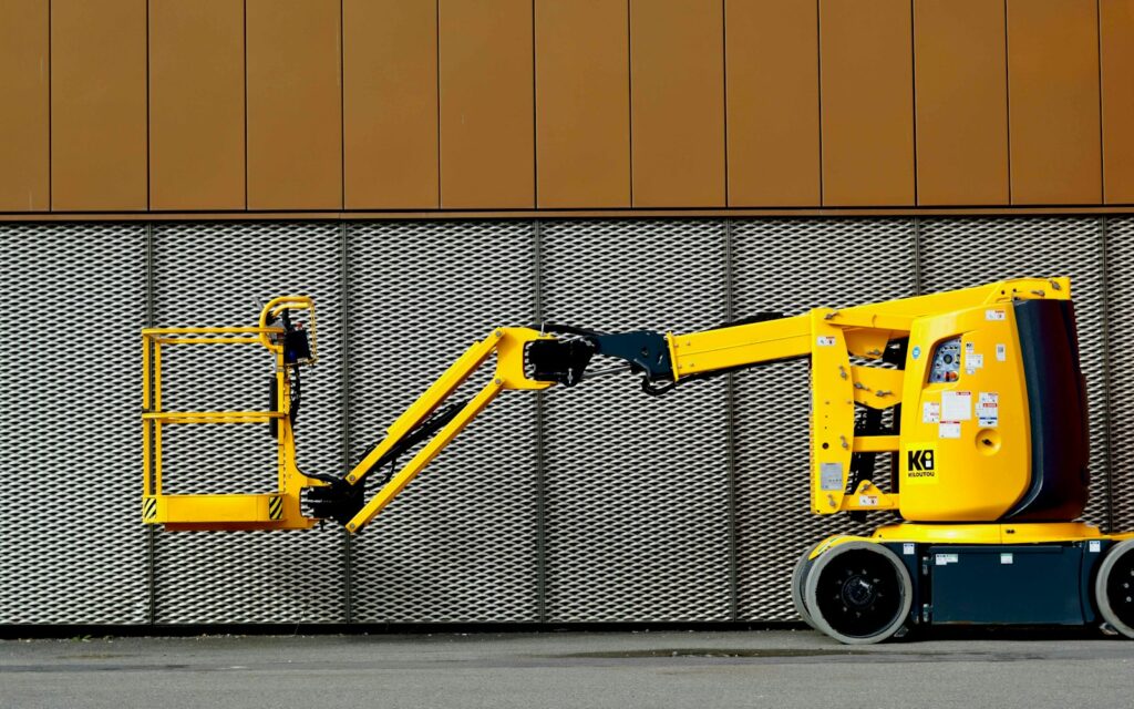 Sewa Boom Lift / Manlift Cikarang
