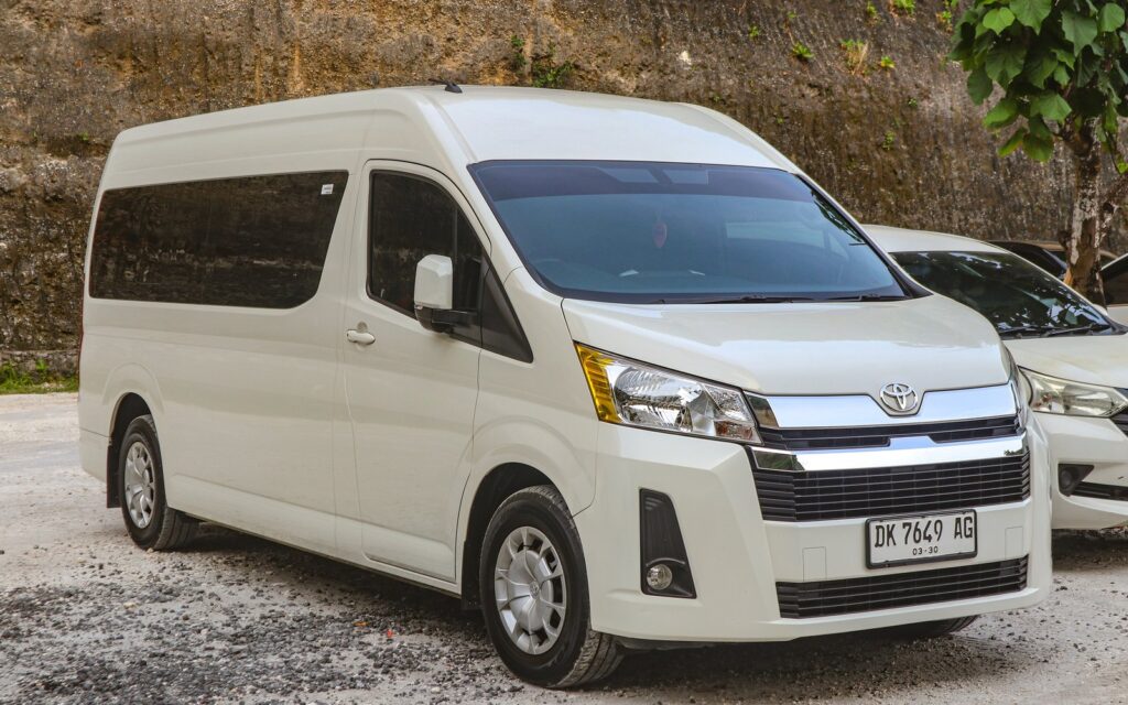 Sewa Hiace / Elf Cikarang