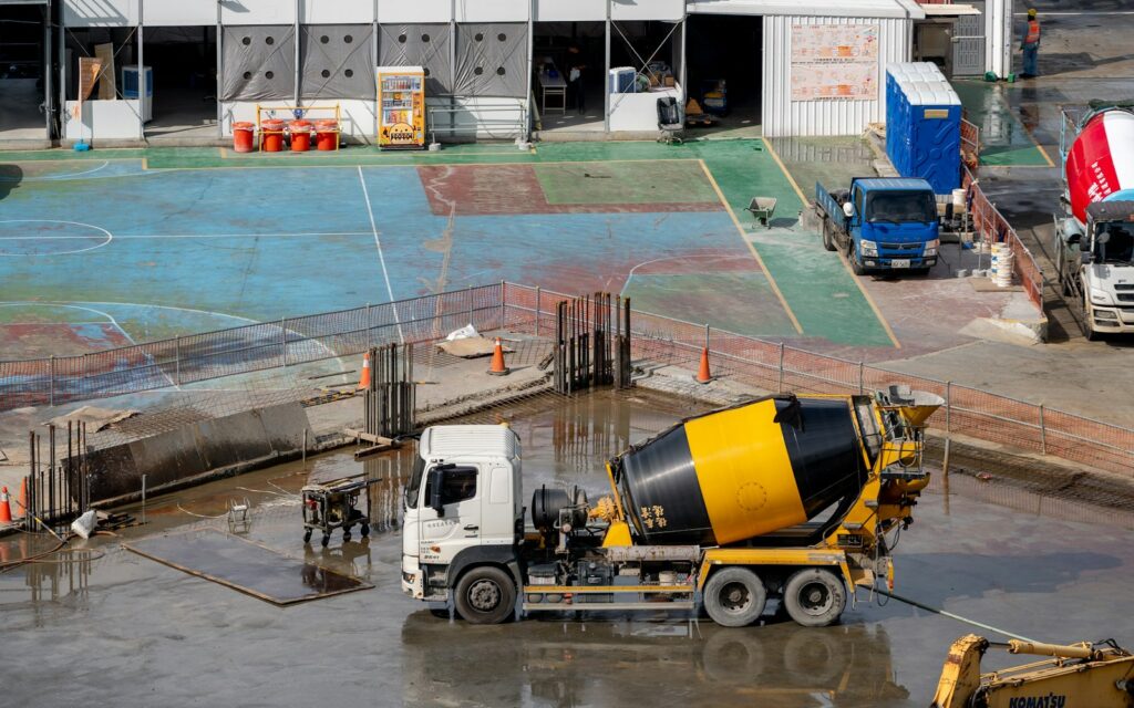 Sewa Truck Mixer